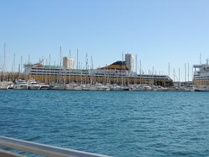 le port  le ferry Pour la corse..